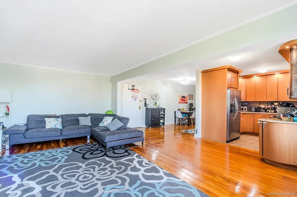 2685 E 7th Street Brooklyn NY 11235
