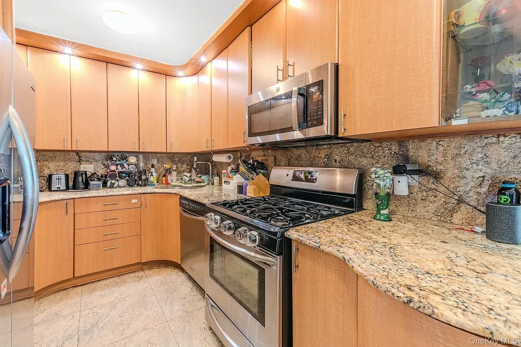 2685 E 7th Street Brooklyn NY 11235