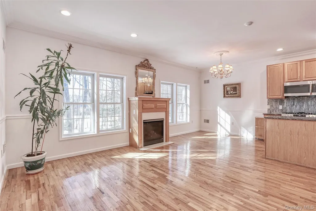 80 Alexander Court Nanuet NY 10954