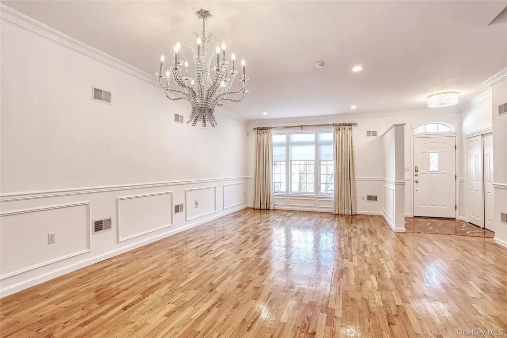80 Alexander Court Nanuet NY 10954