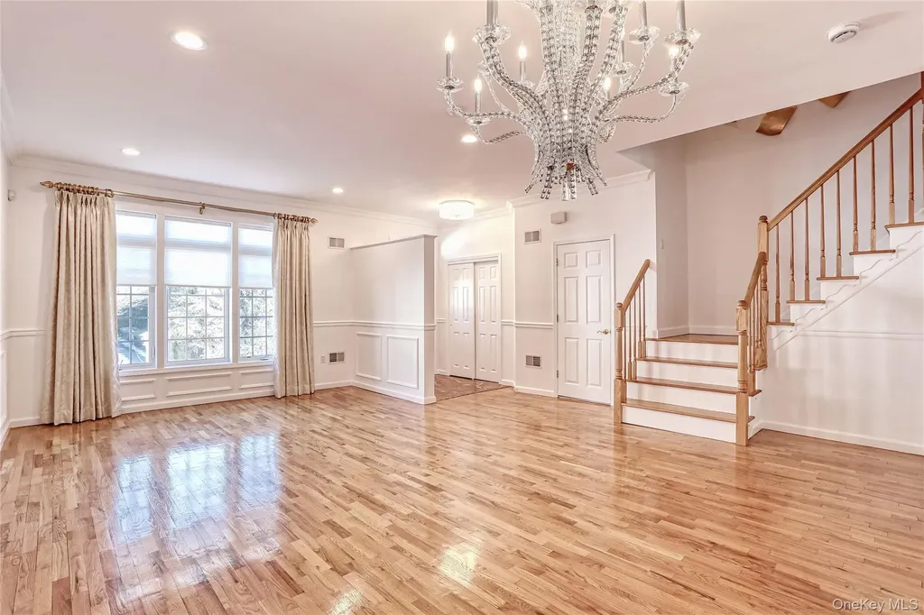 80 Alexander Court Nanuet NY 10954