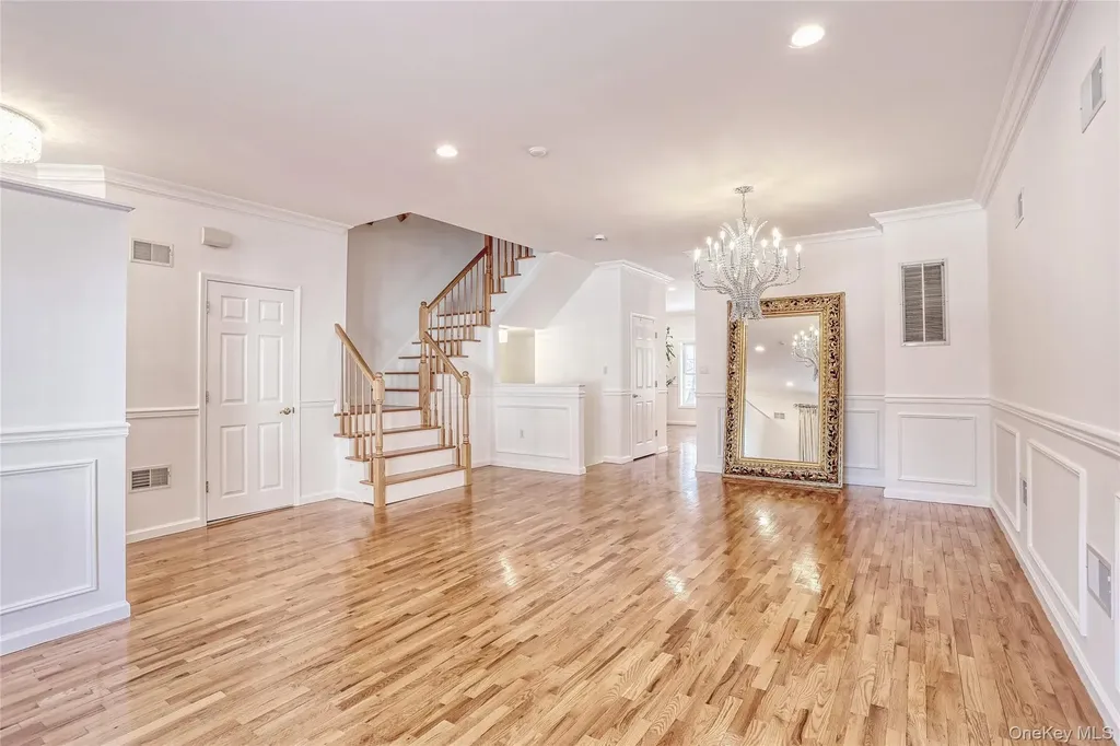 80 Alexander Court Nanuet NY 10954