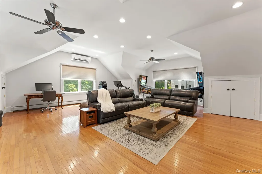 211 Strawtown Road West Nyack NY 10994
