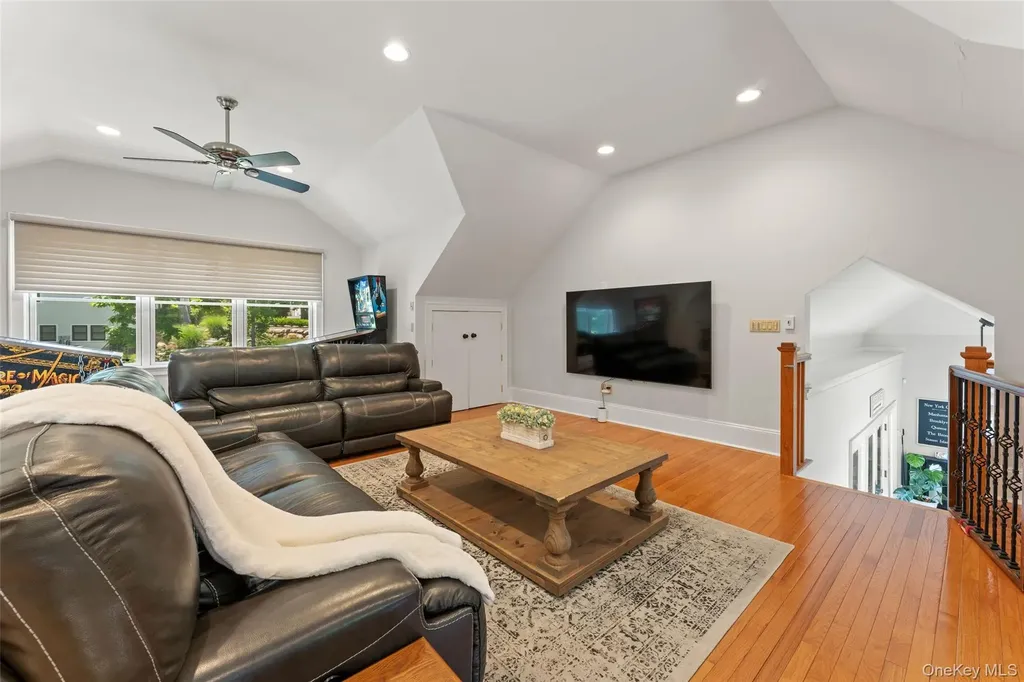 211 Strawtown Road West Nyack NY 10994