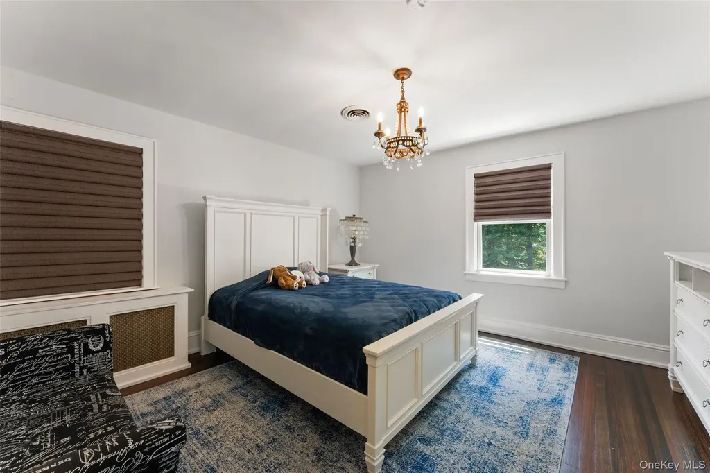 211 Strawtown Road West Nyack NY 10994