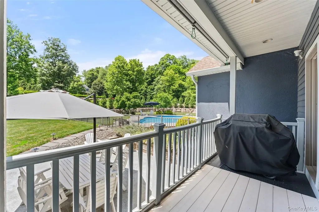 211 Strawtown Road West Nyack NY 10994