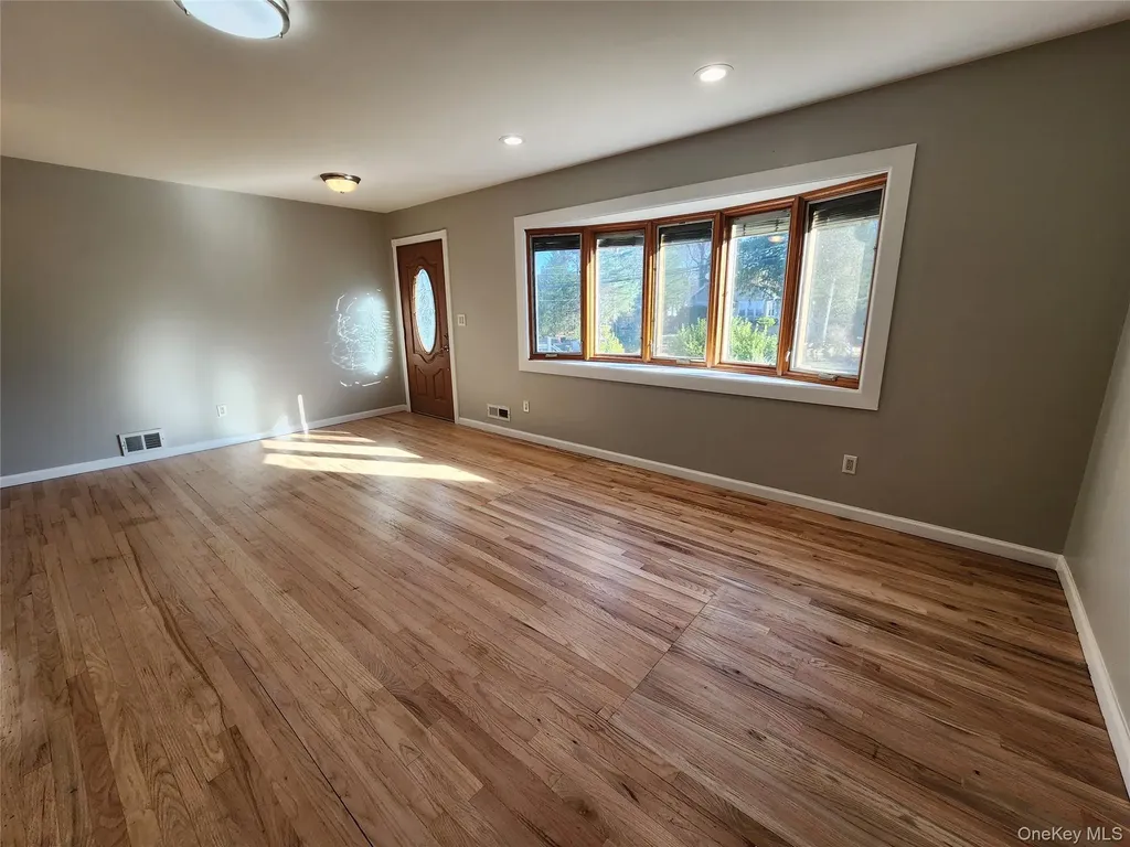 373 Ehrhardt Road Pearl River NY 10965