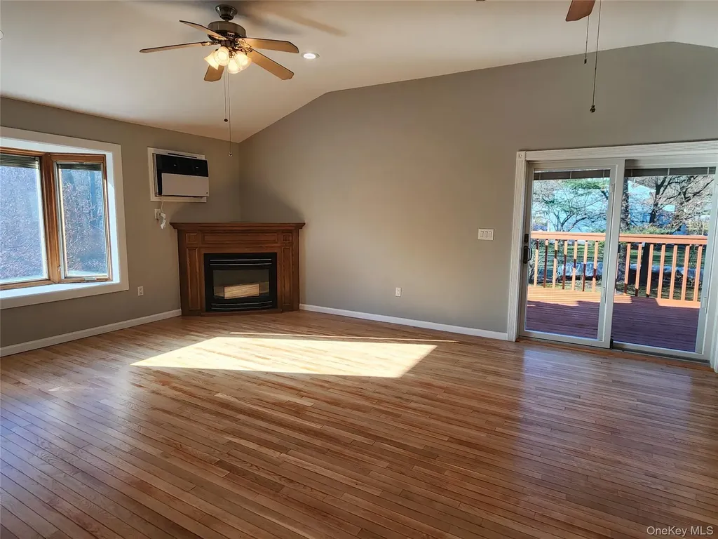 373 Ehrhardt Road Pearl River NY 10965