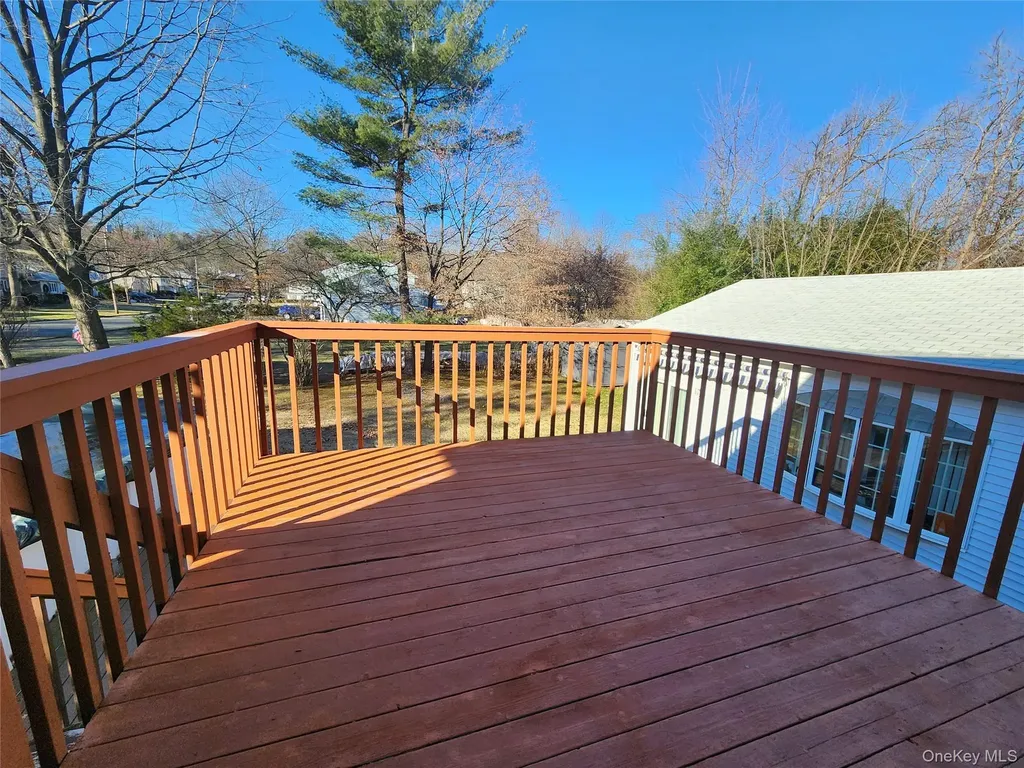 373 Ehrhardt Road Pearl River NY 10965