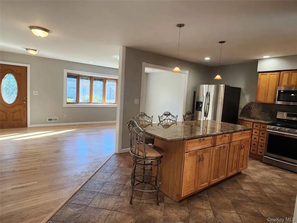 373 Ehrhardt Road Pearl River NY 10965