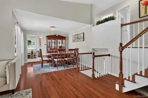 11 Oakridge Road White Plains NY 10607