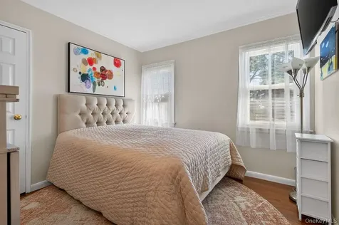 11 Oakridge Road White Plains NY 10607