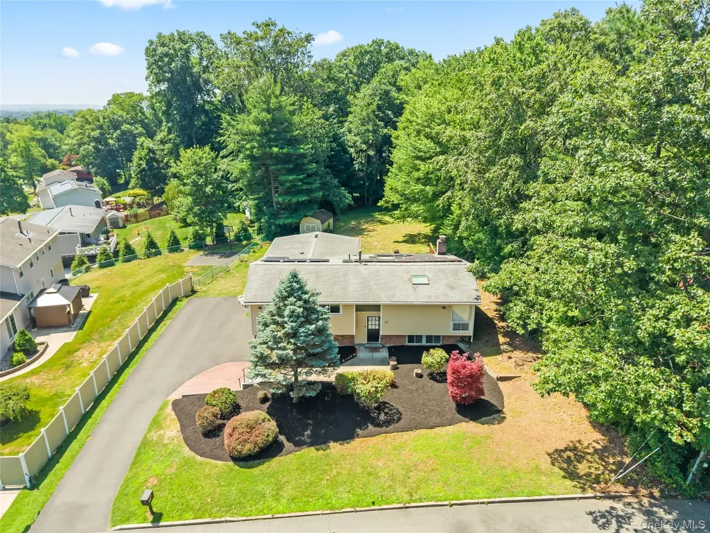 84 Deltic Road New City NY 10956