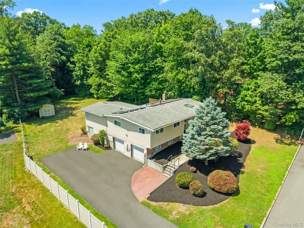 84 Deltic Road New City NY 10956