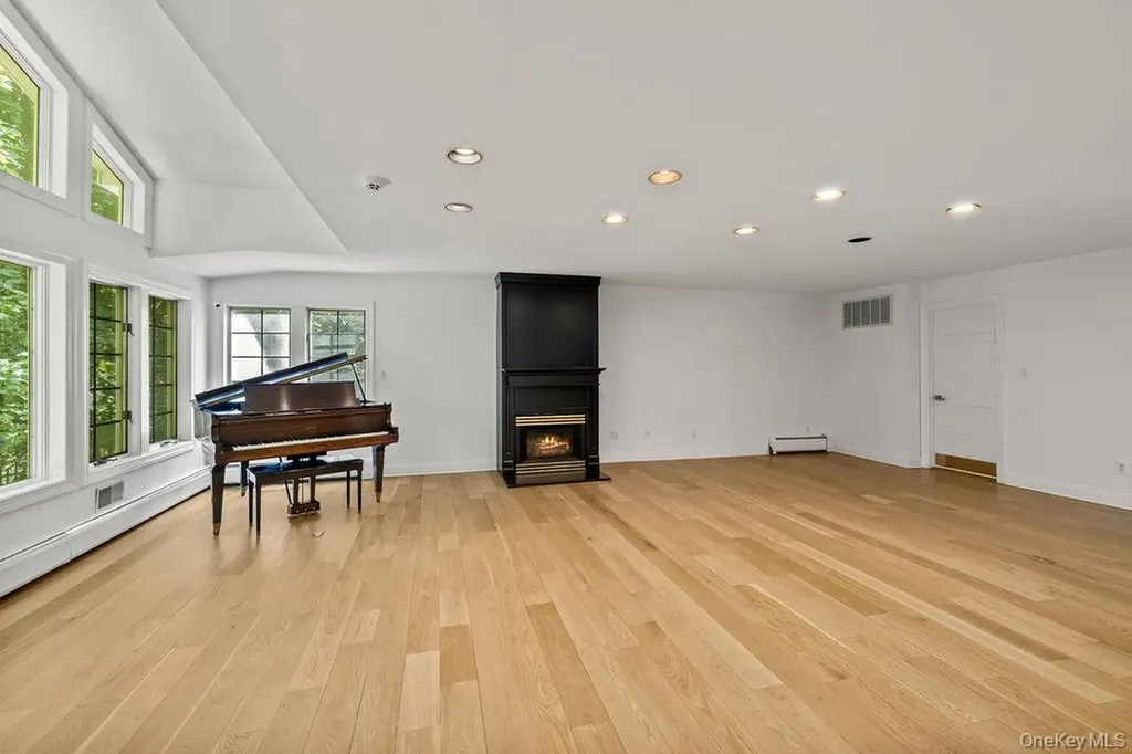 21 Ardsley Drive New City NY 10956