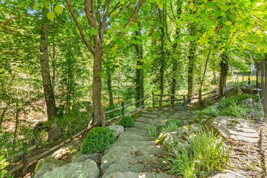 21 Ardsley Drive New City NY 10956