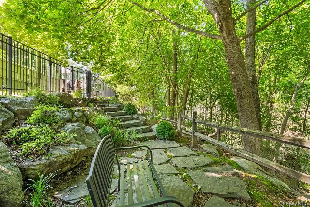 21 Ardsley Drive New City NY 10956