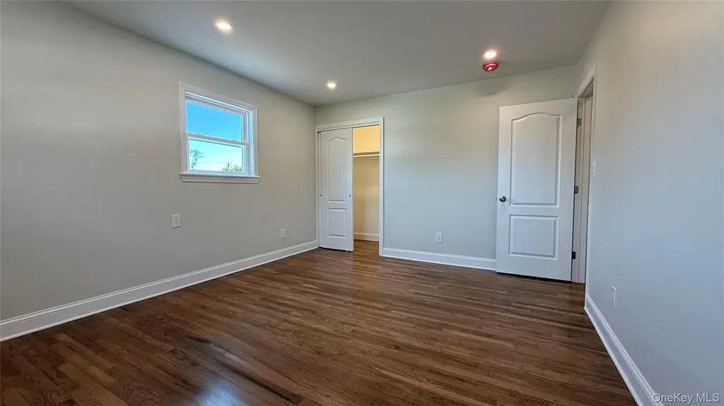 211 4th Avenue West Babylon NY 11704