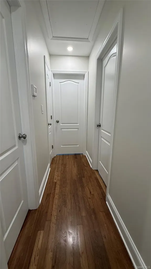 211 4th Avenue West Babylon NY 11704
