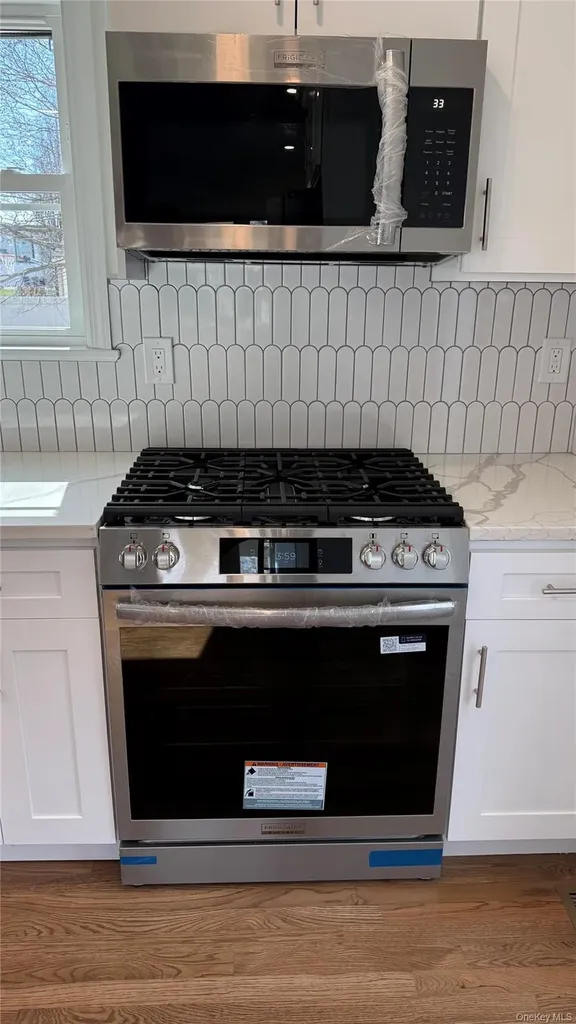 211 4th Avenue West Babylon NY 11704