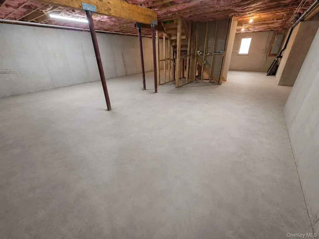 8 Brian Court Salisbury Mills NY 12577