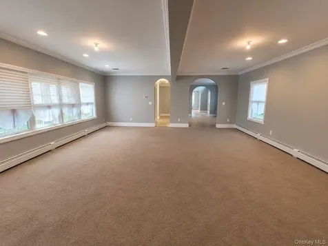 8 Brian Court Salisbury Mills NY 12577