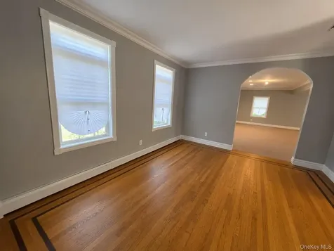 8 Brian Court Salisbury Mills NY 12577