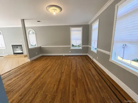 8 Brian Court Salisbury Mills NY 12577