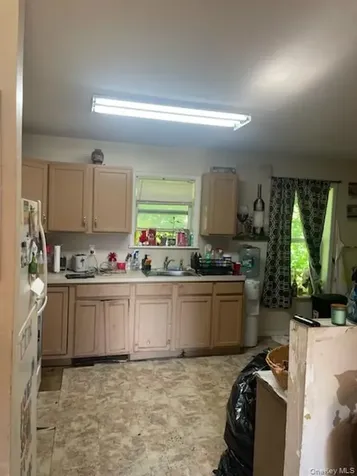 316 Leaf Avenue Central Islip NY 11722