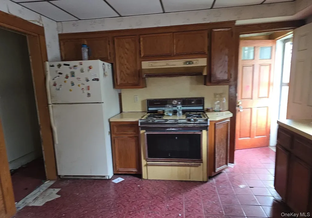 1844 Browning Street North Baldwin NY 11510