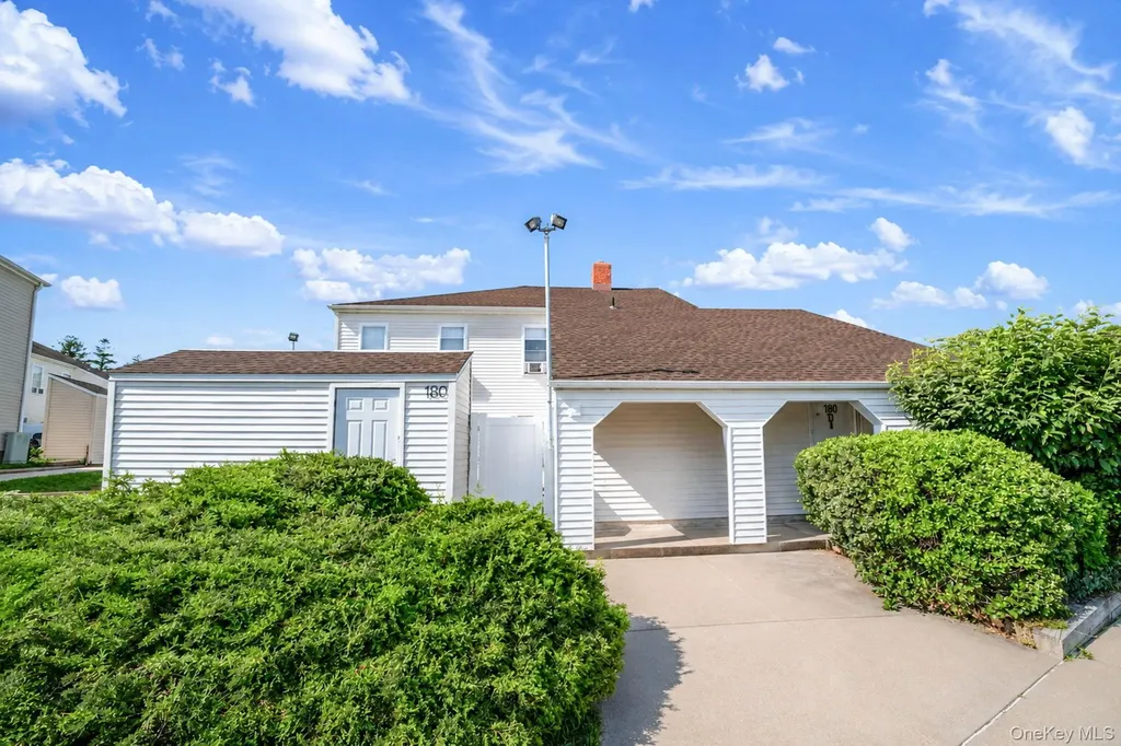 180 Lowndes Avenue Huntington Station NY 11746
