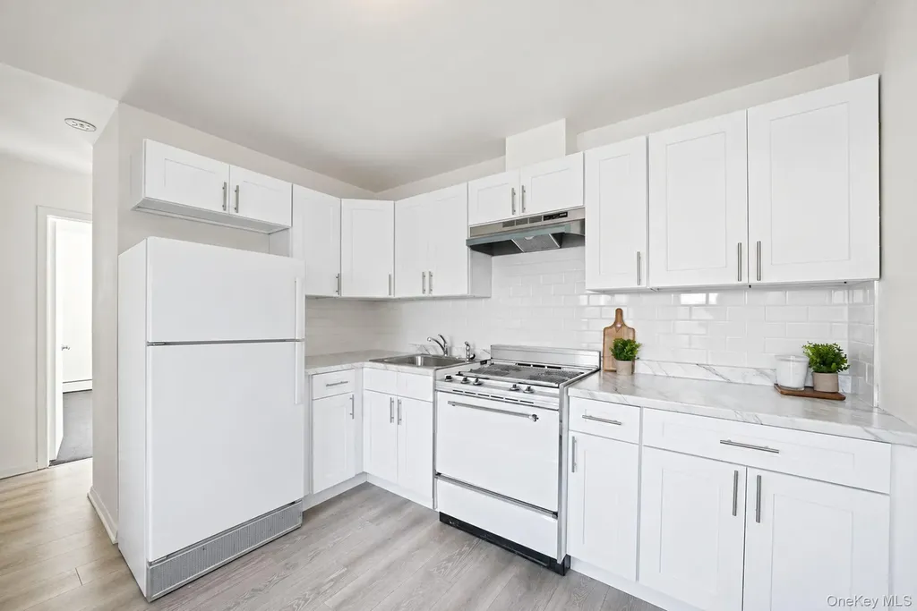 180 Lowndes Avenue Huntington Station NY 11746