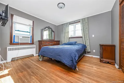 69 Louis Drive Farmingdale NY 11735