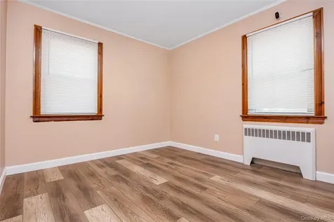 69 Louis Drive Farmingdale NY 11735