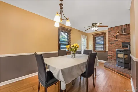 69 Louis Drive Farmingdale NY 11735