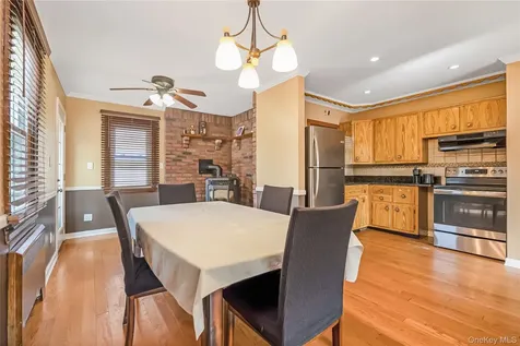 69 Louis Drive Farmingdale NY 11735