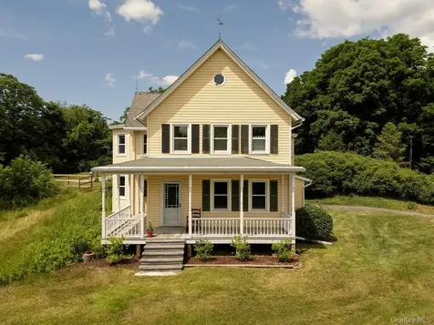 637 Route 308 Rhinebeck NY 12572