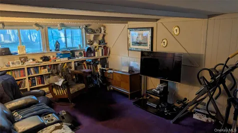 348 W 24th Street Deer Park NY 11729