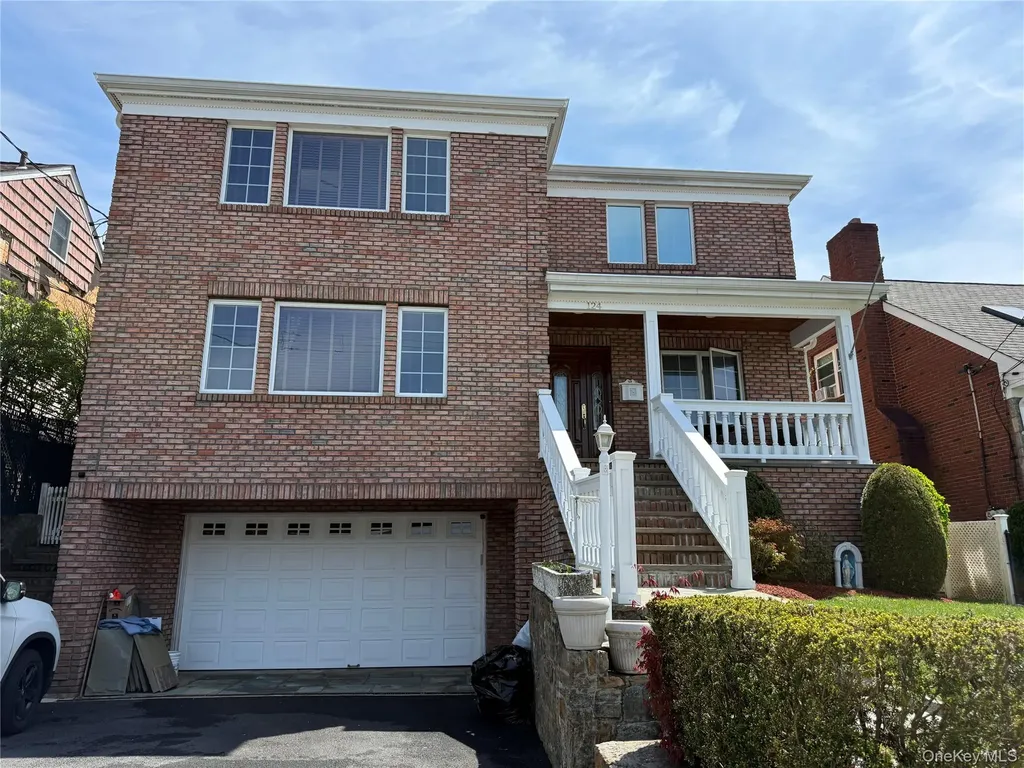 124 Lakeview Avenue West Harrison NY 10604