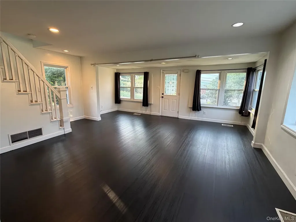 29 Ramapo Road Garnerville NY 10923