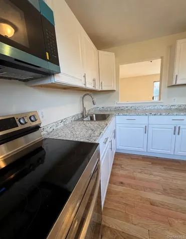 502 Harbor View Court Beacon NY 12508