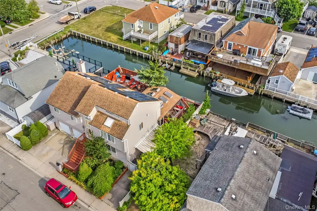 664 Arthur Street Baldwin NY 11510