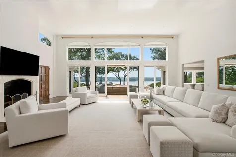 86 White Hill Road Cold Spring Harbor NY 11724