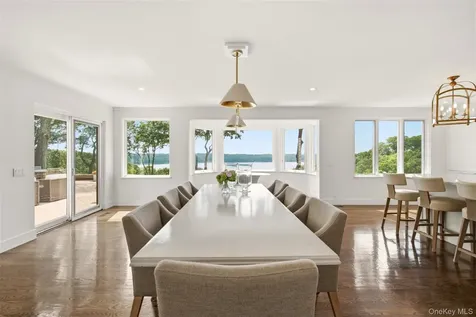 86 White Hill Road Cold Spring Harbor NY 11724