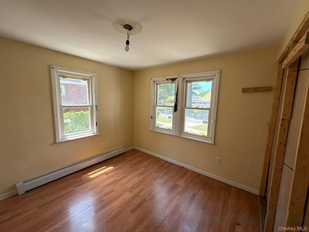 30 Pierson Avenue Hempstead NY 11550
