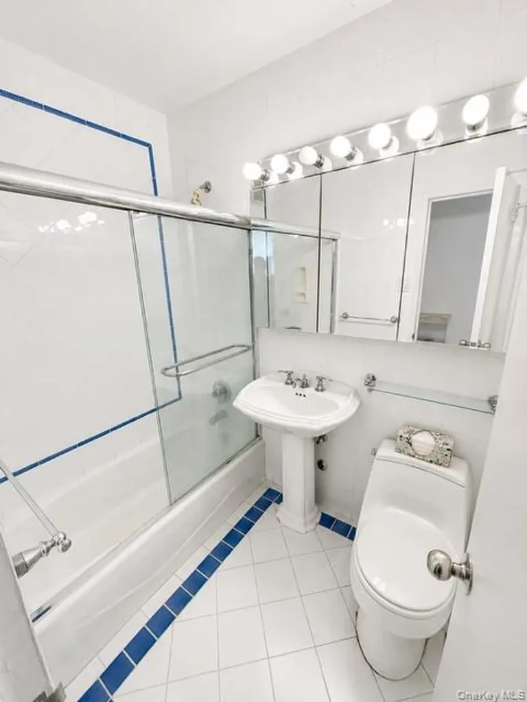 27010 Grand Central Parkway Floral Park NY 11005