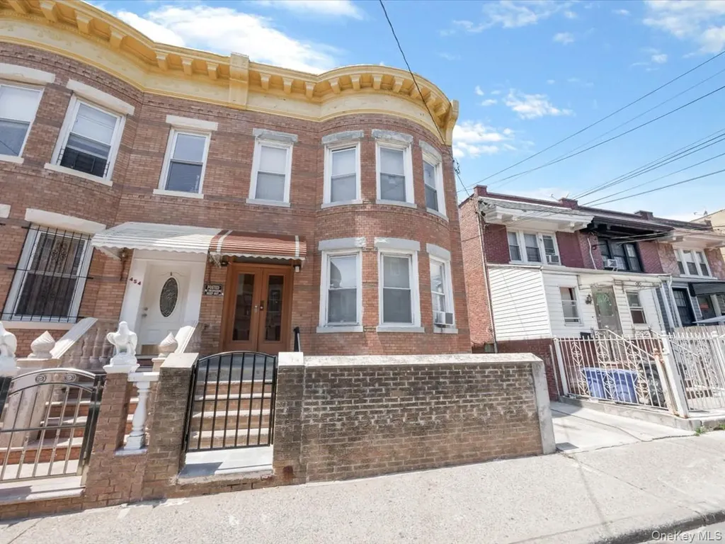 452 Lincoln Avenue Brooklyn NY 11208