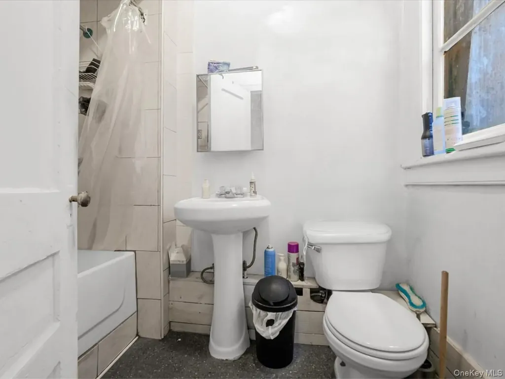 452 Lincoln Avenue Brooklyn NY 11208