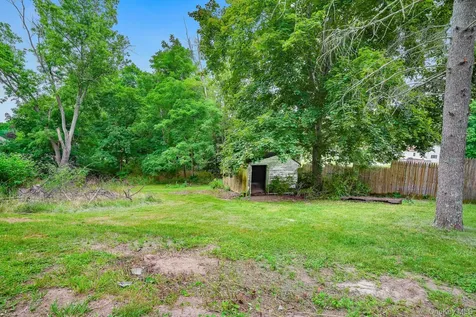 30 Smith Road Pleasant Valley NY 12569