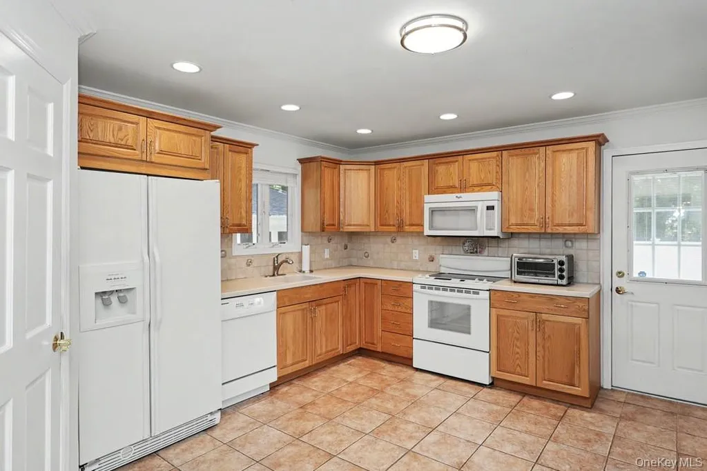 305 Nielson Street Dix Hills NY 11746